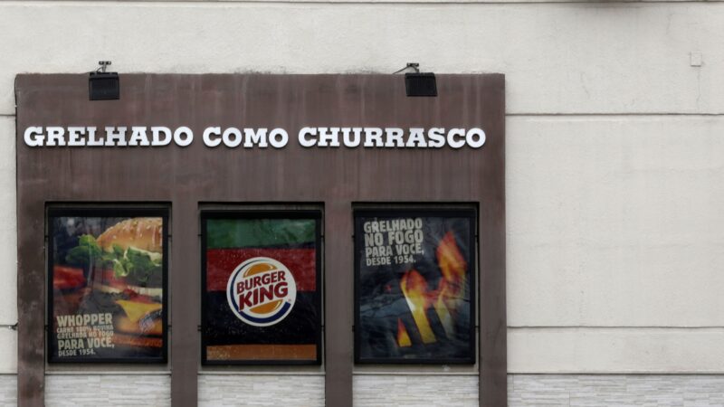 Burger King dará lanche de graça para advogados; entenda
