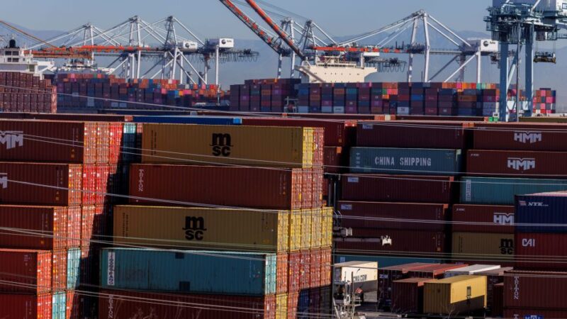 Déficit comercial dos EUA aumenta em novembro