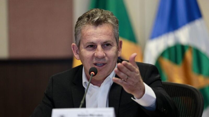 Deveria pensar antes de falar abobrinhas