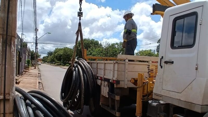 Funcionários são presos com 1 tonelada de fios de cobre furtados de empresa de engenharia em Cuiabá