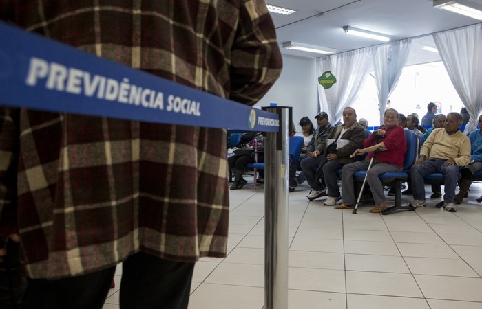 Governo usará inteligência artificial de US$ 10 mi contra fraudes no INSS