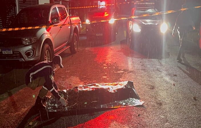 Homem leva facada no tórax, corre por 50 metros e morre no meio da rua em Sorriso – Jornal Advogado – Em Mato Grosso