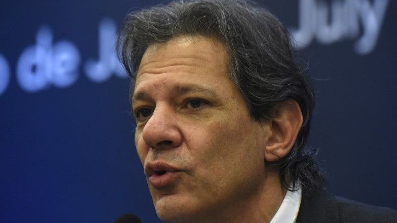 Inadimplência é resolvida com queda dos juros, diz Haddad