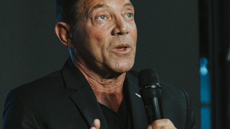 Invista quando a economia vai mal, diz “Lobo de Wall Street“ sobre Brasil