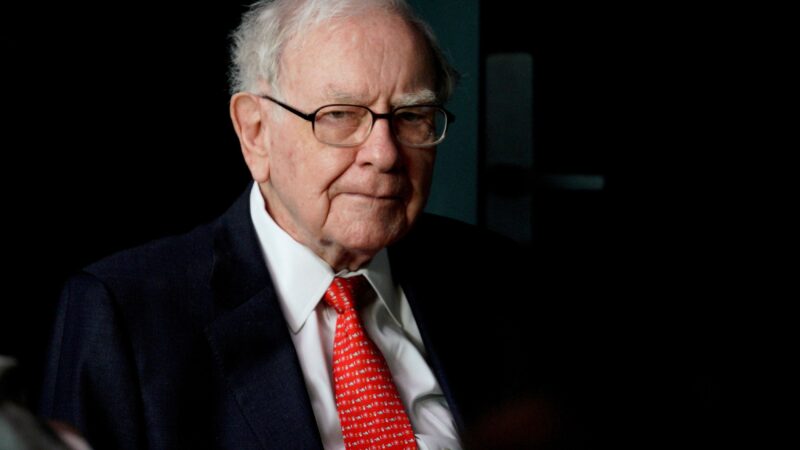 Parte do império de Warren Buffett é processada pelo governo dos EUA