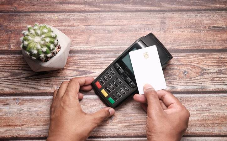 Pix de R$ 5 mil: dados de quem recebe também serão enviados à Receita?