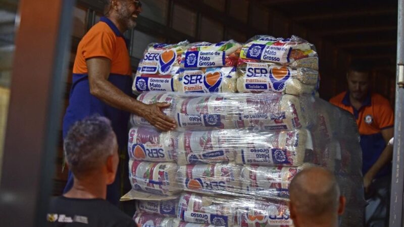 Primeira-dama de MT coordena envio de ajuda emergencial para cidades atingidas pelas chuvas