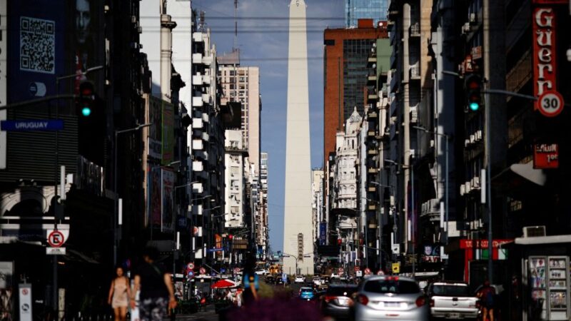 Risco-país da Argentina cai para menor nível desde maio de 2018