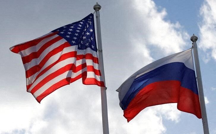 Rússia rebate ameaças de Trump e diz que não há planos para moeda comum