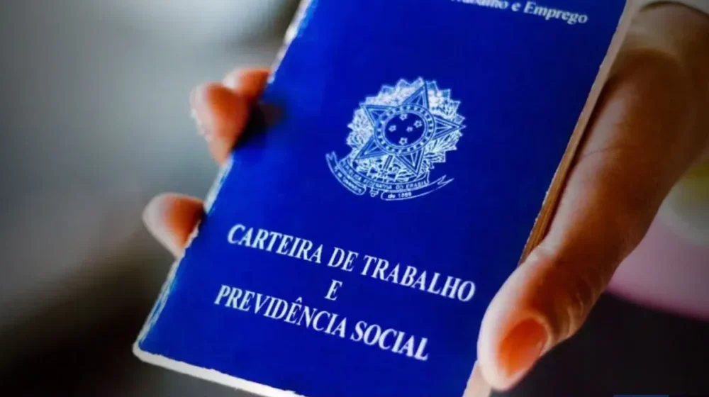 Agências do trabalhador têm vagas com salários de até R$ 3,5 mil nesta terça (8)