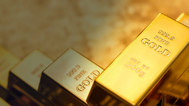 Ouro fecha acima de 2% com incerteza sobre economia e cautela antes do Fed