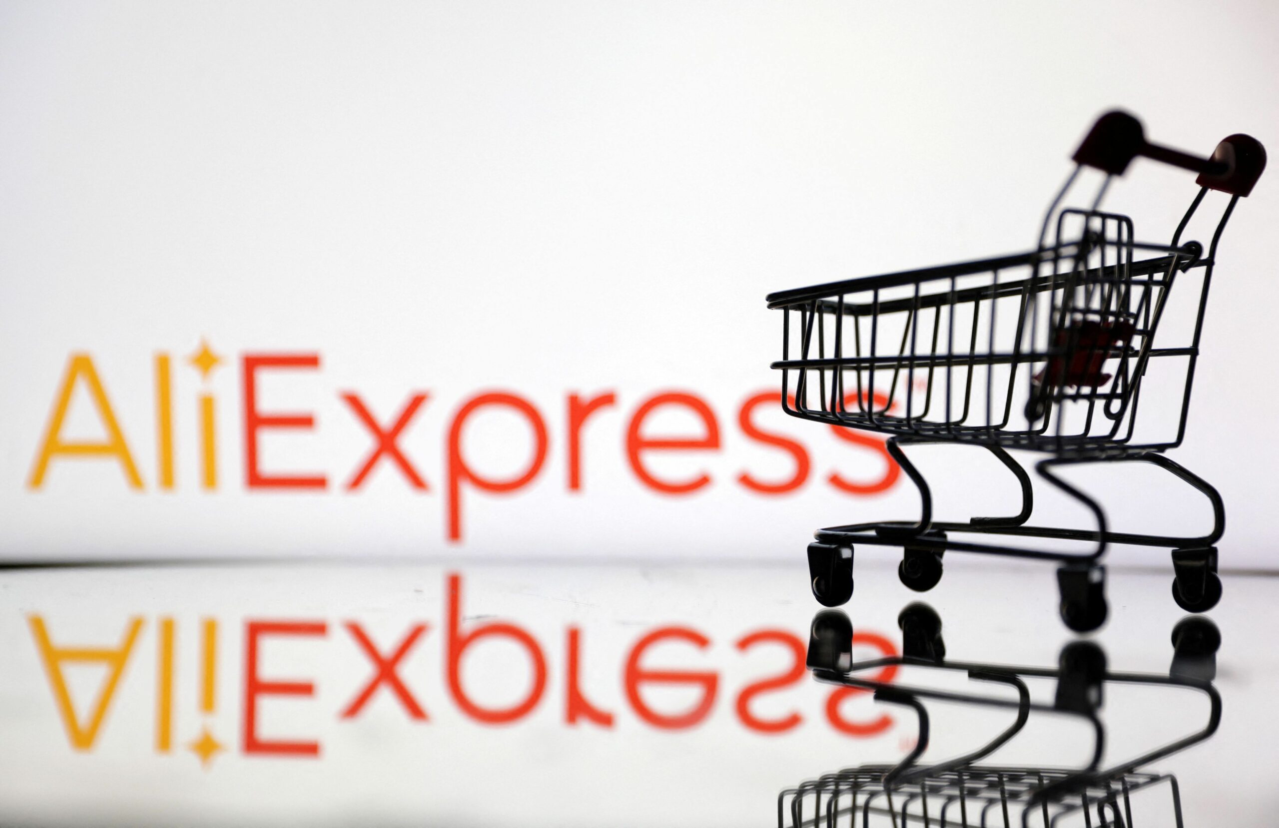 Após tarifas, consumidores reclamam de preços de varejistas nos EUA