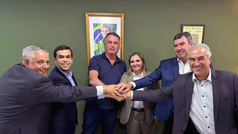Bolsonaro reforça convite a Riedel e Azambuja, mas definição só dia 5 de junho