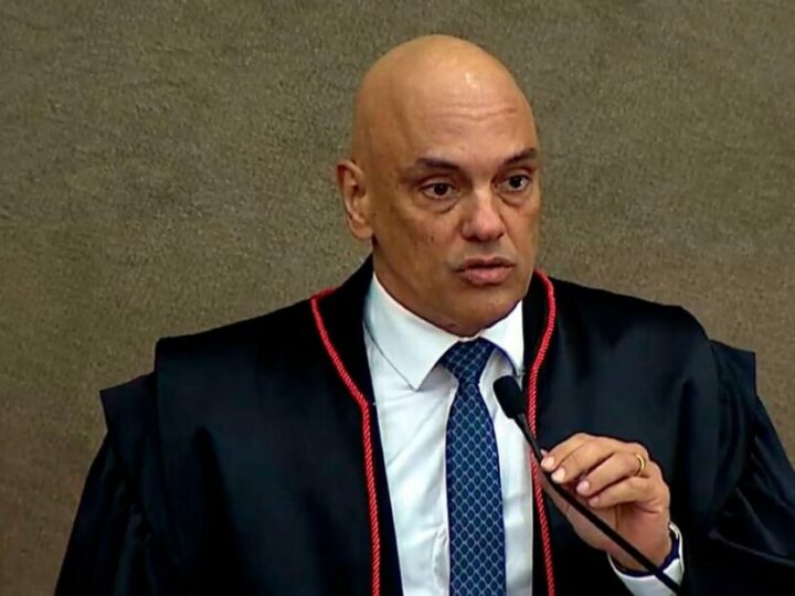 Alexandre exibe posts de ódio ao votar pela responsabilização das big techs