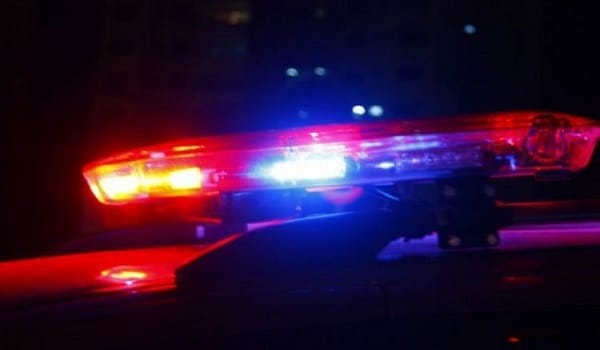 Caminhoneiro atira em motorista de carro após colisão e é preso em flagrante na madrugada