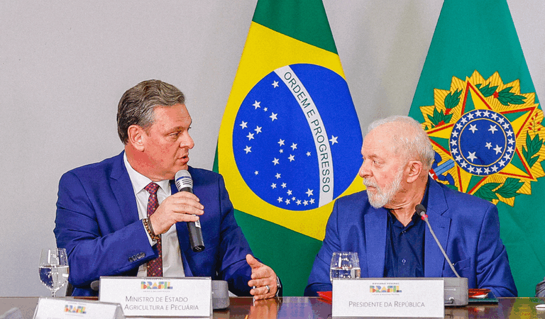 Carlos Fávaro terá que explicar por que pediu R$ 138 milhões extras para combater gripe aviária