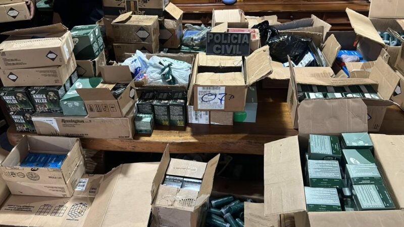 Criminosos envolvidos com comércio ilegal de armas usadas em homicídios por facções são alvos da PC