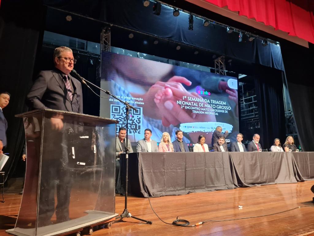 SES debate triagem neonatal em encontro do Hospital Júlio Muller