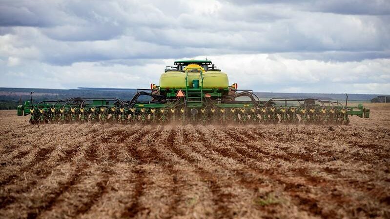 MT deve liderar PIB dos estados brasileiros e crescer quase o triplo da projeção nacional