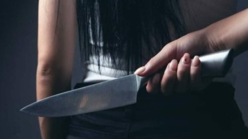 Mulher mata marido a facadas após briga por ciúmes no interior de MT