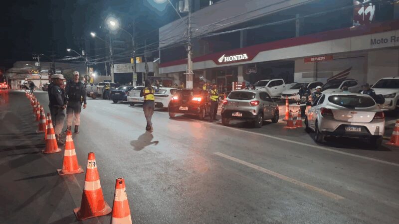 Operação Lei Seca prende dez condutores embriagados e remove 42 veículos em Cuiabá