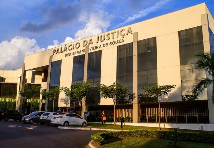 Pai que devia pensão alimentícia alega maioridade, mas TJ mantém prisão