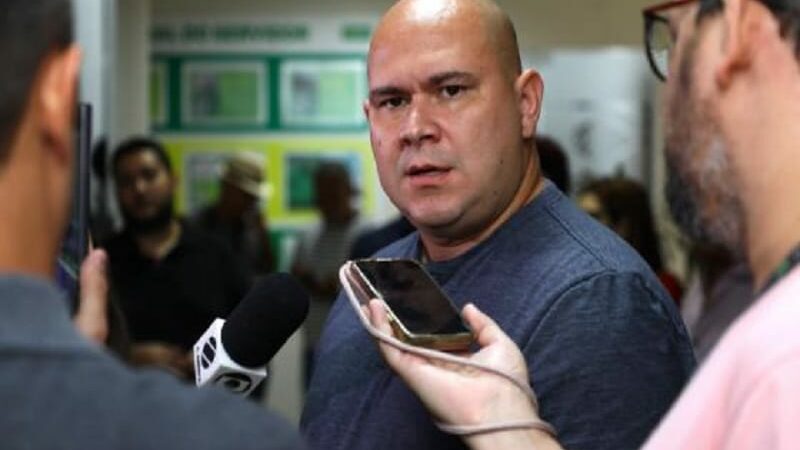 Abílio aciona Câmara para suspender empréstimo de R$ 139 mi da gestão de Emanuel