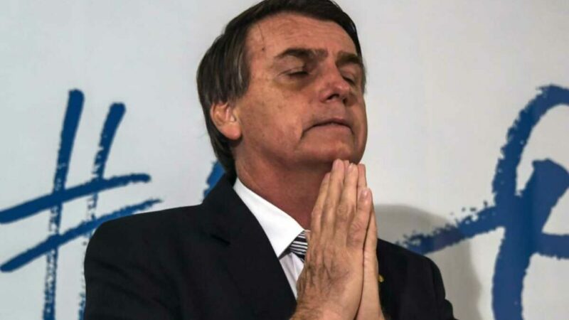 Bolsonaro é condenado a pagar R$ 150 mil por fala sobre adolescentes