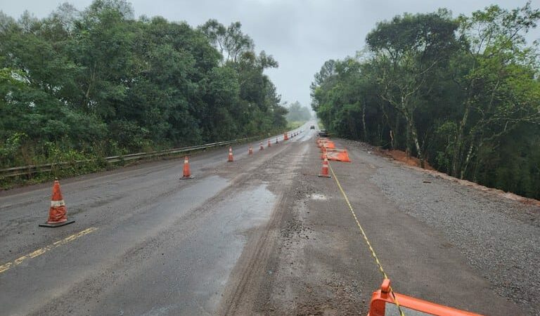 Concessionária terá que indenizar dono de caminhão que tombou por buraco em rodovia federal em MT