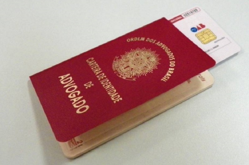 Estagiário que falsificou carteira da OAB para aplicar golpes é condenado