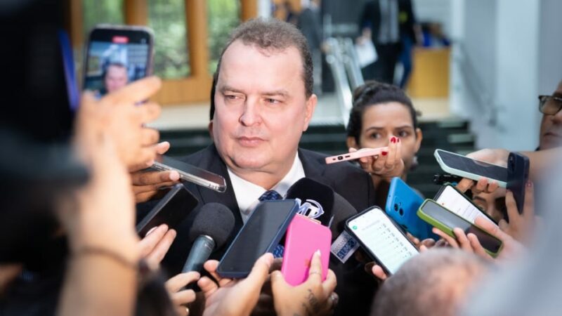 Max Russi convida Juarez e Fábio Garcia ao Podemos e ‘sonha’ com filiação de Virginia Mendes