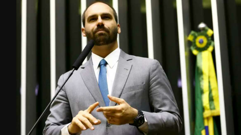‘Estão aumentando minha moral’, diz Eduardo Bolsonaro sobre discursos dos ministros do STF