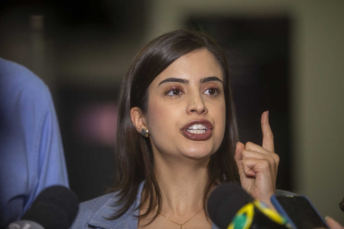 Deputada Tabata Amaral apresenta Plano Nacional de Educação em seminário na Assembleia Legislativa