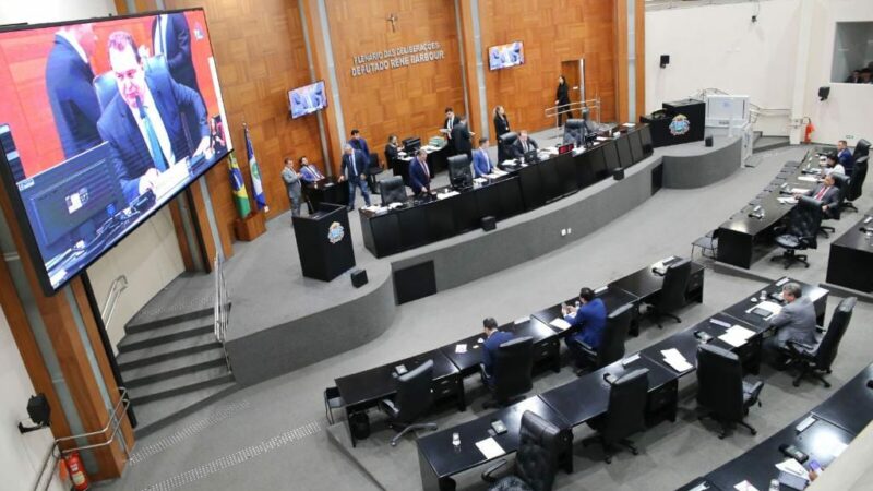 Em 2º votação, AL aprova proposta do Governo para redução de 30% sobre o “Fethab da vaca”