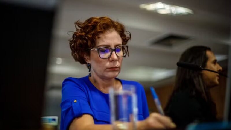 Justiça italiana mantém “presa Carla Zambelli após audiência, no presídio feminino Rebibbia com 369 mulheres “