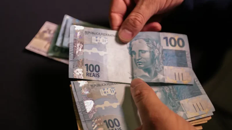 Justiça nega ação de servidora por diferenças salariais na conversão da URV para o real