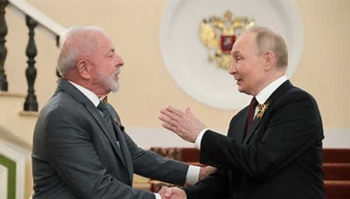 Lula recebe ligação de Putin e conversa sobre guerra na Ucrânia