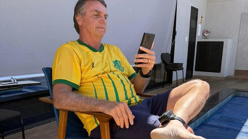 Bolsonaro solicita remédio inusitado em internação: “piora considerável”