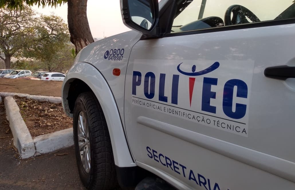 Motorista de caminhão morre ao encostar em fio de alta tensão durante descarga de calcário
