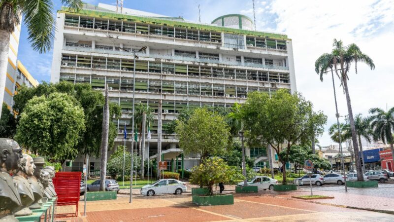 Prefeitura de Cuiabá quita salários, prêmio saúde e movimenta R$ 84 milhões