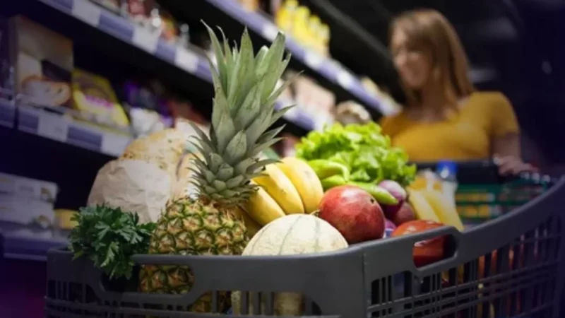 Queda na batata, cebola e arroz segura inflação em 0,26% em julho