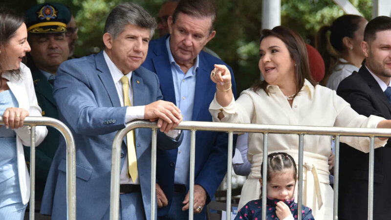 Riedel parabeniza Campo Grande, mas não comparece ao desfile de 26 de agosto