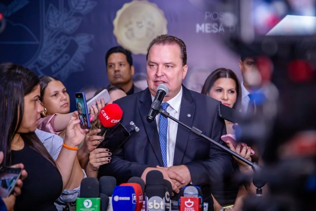 Russi critica Maysa por expor menor e diz ter ficado ‘enojado’ com vereador que xingou prefeita