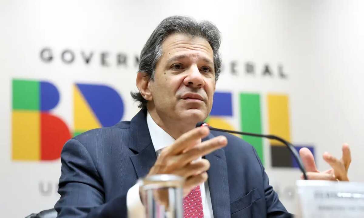 Operação Carbono Oculto é nova forma de proceder contra o crime organizado, diz Haddad
