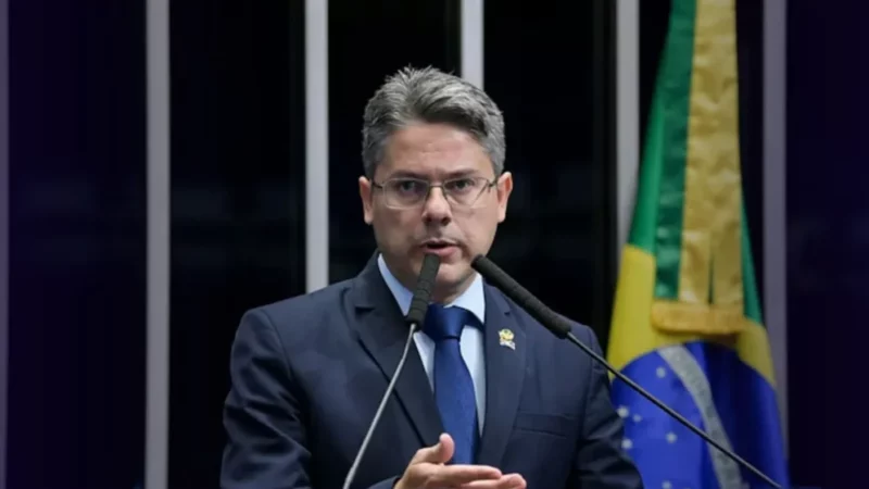 Alessandro Vieira será relator da PEC da Blindagem no Senado; CCJ promete “sepultar esse absurdo”