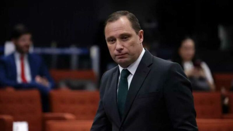 Defesa de Mauro Cid nega coação pela PF para firmar delação premiada