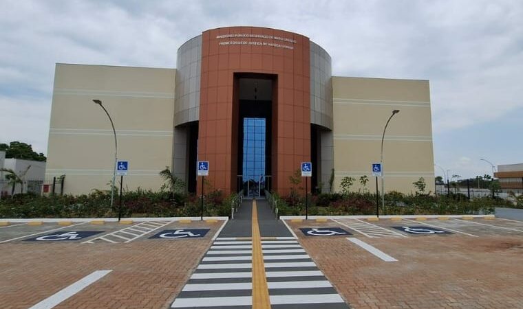 MP vê indícios de empresa fantasma e Câmara de Várzea Grande cancela contratos irregulares