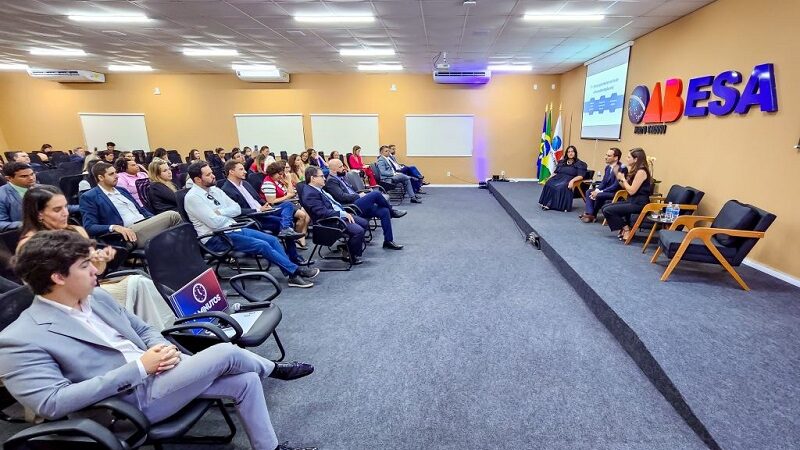 OAB-MT encerra comemorações com capacitação e lançamento de livros