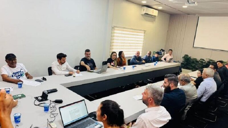 Ato público cobrará RGA e denunciará ataques aos servidores e serviços públicos