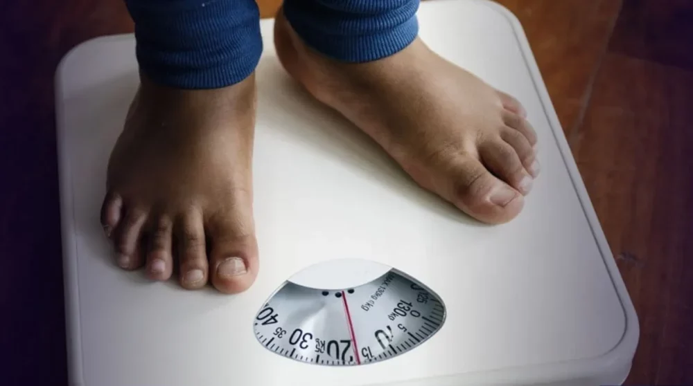 Aumento da obesidade infantil no Brasil reforça urgência de prevenção e exames precoces